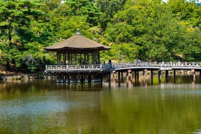 Nara World Heritage PRIVATE TOUR - Kofuku-ji: the Five-Story Pagoda and its sheer presence
