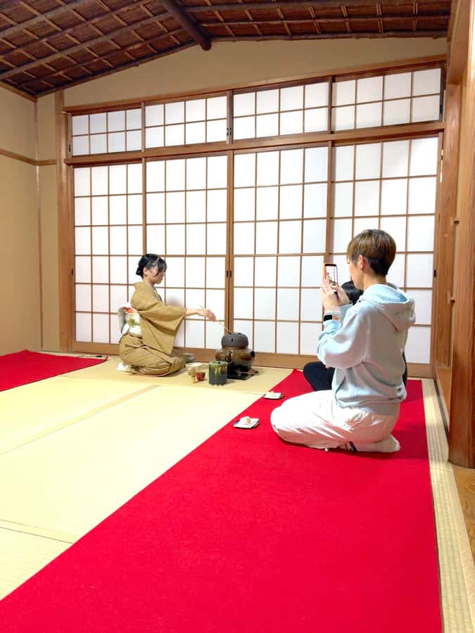 【NEW】Shibuya Tea Ceremony Tokyo-Chaan - Shibuya Tea Ceremony in a Tatami Room, Not a Performance Hall