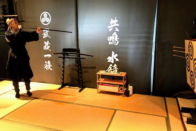 Ninja Samurai 2-hour hands-on lesson by Japanese master in Tokyo - Small Group Size: Why Max Six Feels Like a Private Class