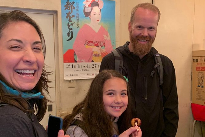 Nishiki Market Brunch Walking Tour (7 Tastings + Brunch) - Pontocho District alley time: short stop, good context