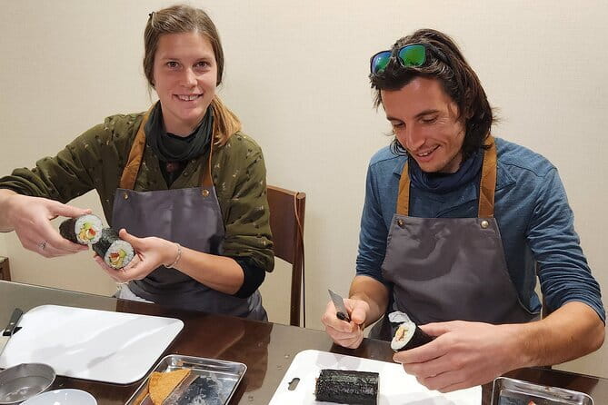 Nishiki Market, Private Sushi class & Sake Tasting in Townhouse - Key things I’d zero in on