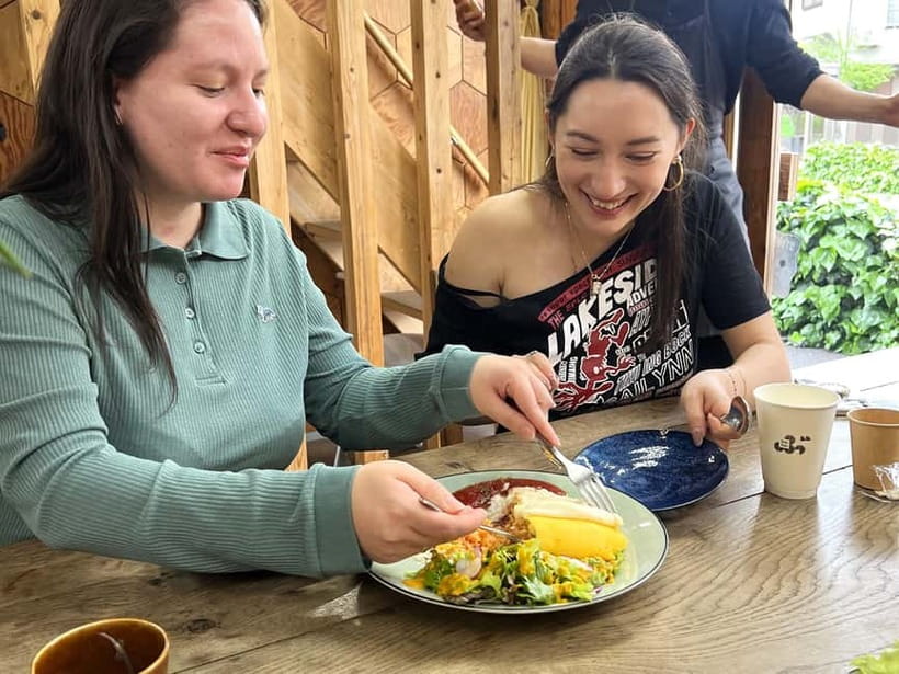 NO DIET CLUB - Unique local food tour in Tokyo ! - Walking Through the Quiet Side of Tokyo
