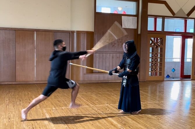 Okinawa 2-Hours Genuine Kendo/Samurai Experience in Japan - Getting To The 52 Ōnoyamachō Meeting Point