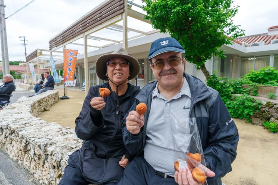 Okinawa Ishigaki Island Private Tour - Papaya break at Parlour Papaya: a simple reset