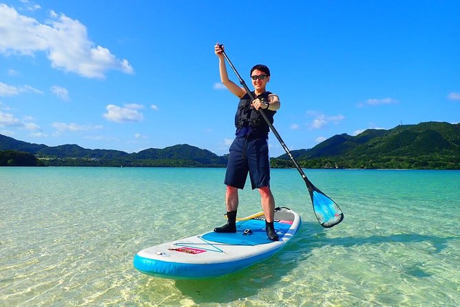 Okinawa Ishigaki Kabira Bay SUP or Canoe Tour - Guides, group size, and why it matters for your comfort
