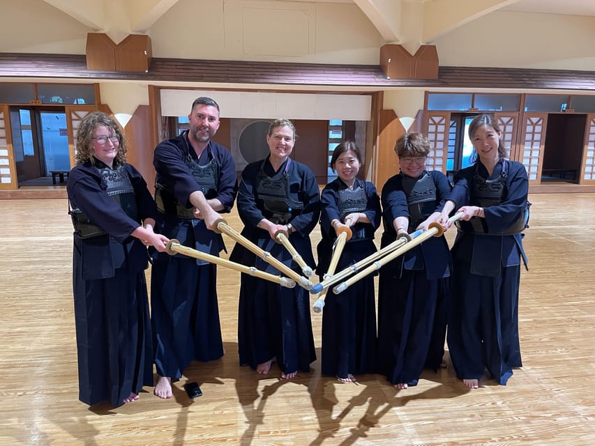 Okinawa: Kendo Martial Arts Lesson - Where you start at Okinawa Prefectural Budokan