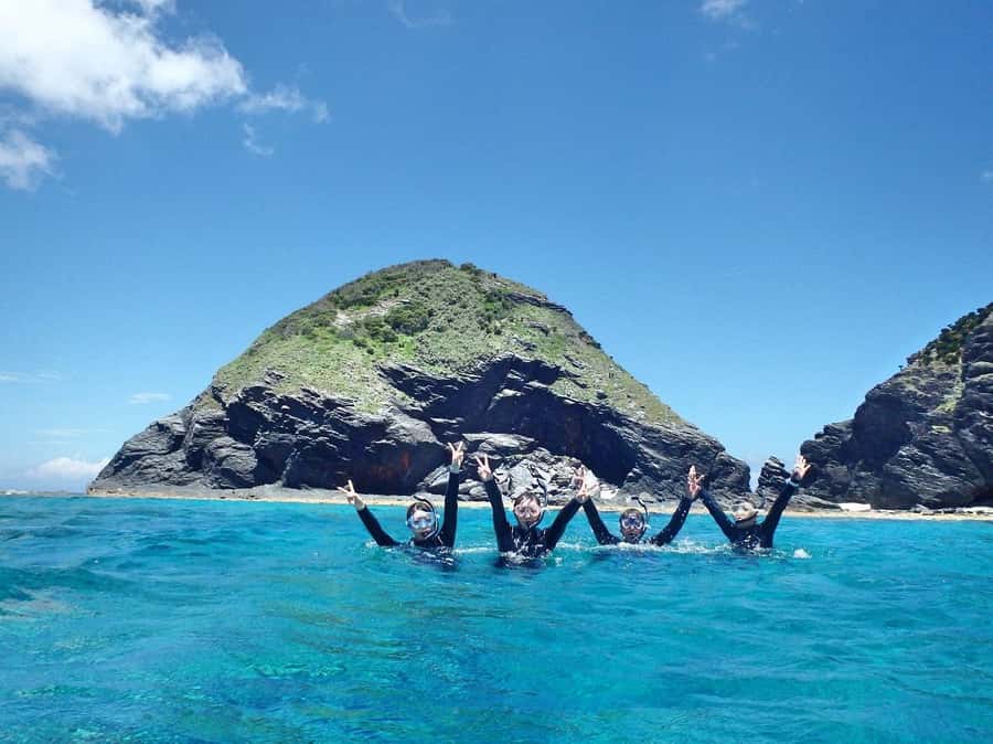 Okinawa : Kerama Whole Day Snorkeling Tour From Chatan/Naha - Optional Intro Scuba Session: One Try, No Flight Risk