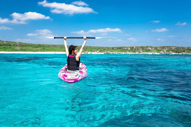 Okinawa Miyakojima 1 day SUP x Pumpkin Cave Exploration x Canoeing - Canoeing through cave access: the part that keeps it adventurous but controlled