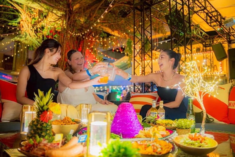 Okinawa:Sky BAR TOPTREE Nightclub Entry Ticket+Drink & VIP - A rooftop food hall that turns into nightclub time