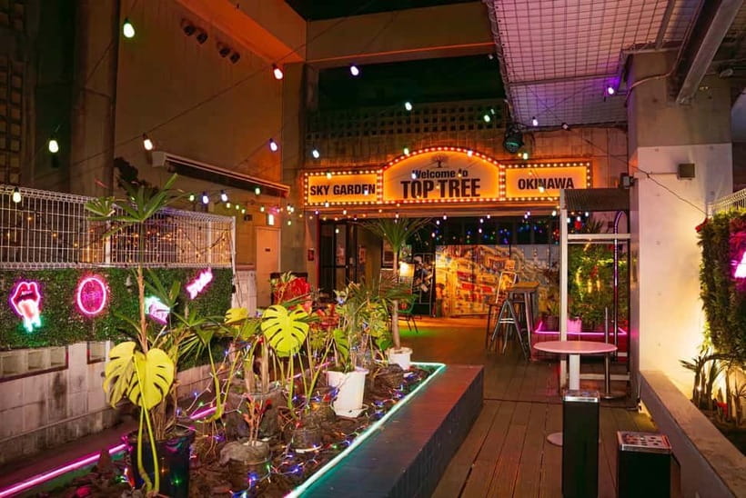 Okinawa:Sky BAR TOPTREE Nightclub Entry Ticket+Drink & VIP - Who should book this night ticket
