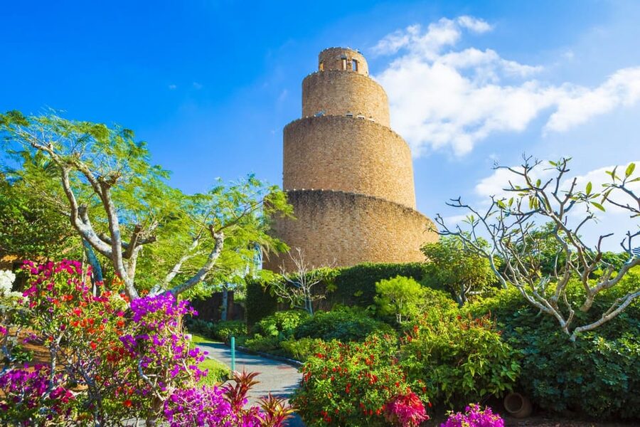 Okinawa: Tropical Dream , Ryukyu Mura, Banta Cafe Bus Tour - Banta Cafe sea break: included drink, sea views, and the June 2025 swap