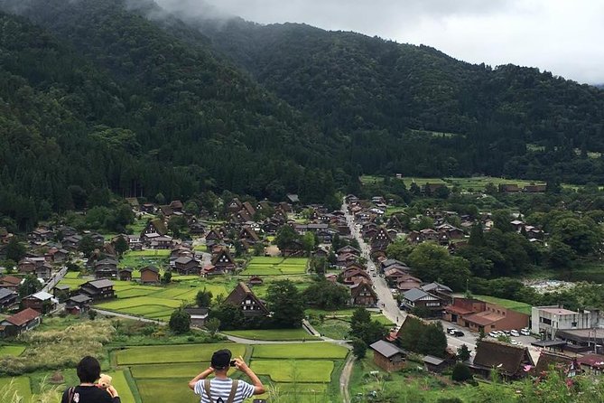[One-day bus tour departing from Kanazawa Station] Shirakawa-go and Gokayama - Two World Heritage Villages Enjoyable Bus Tour - Two UNESCO Villages in One Day: Why This Route Works