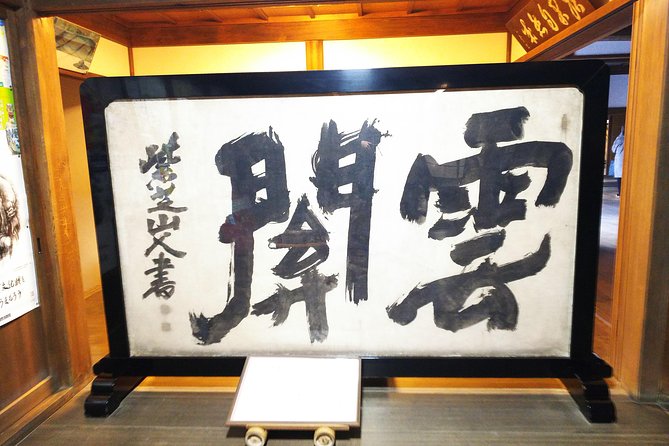 One-Day Walking Tour : Enjoy Kyoto to the fullest! - Public Transport, Timing, and Why Guides Matter Here