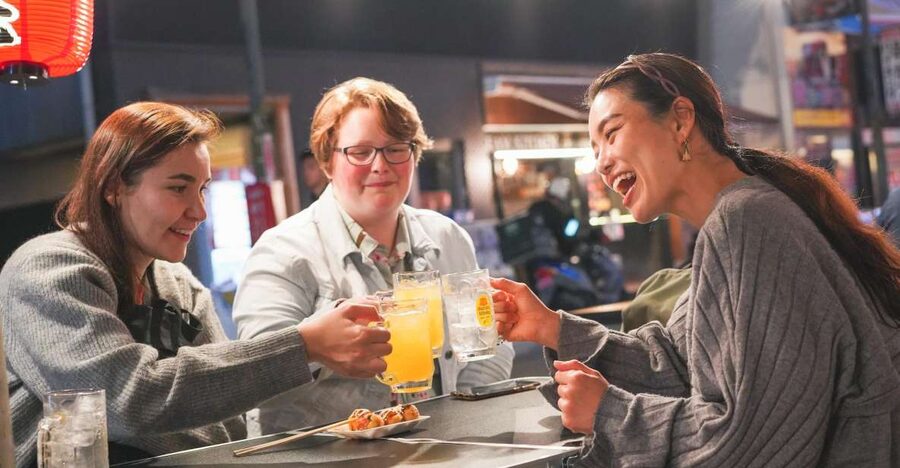 Osaka: Bar-Hopping Night Tour in Namba - Meeting at FamilyMart Namba 1-chome, then getting you moving