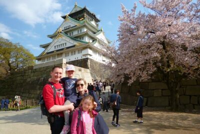 Osaka Castle and a visit to the longest shopping street in Japan