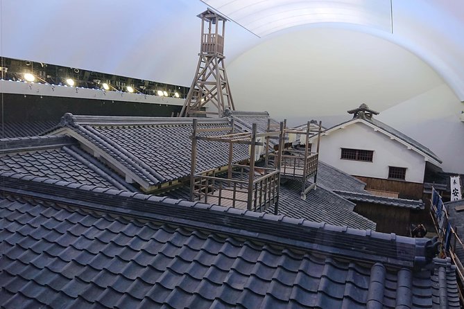 Osaka Castle & Dotonbori Lively One-Day Walking Tour - Stop 2: Osaka Castle for moats, stone, and samurai-era power