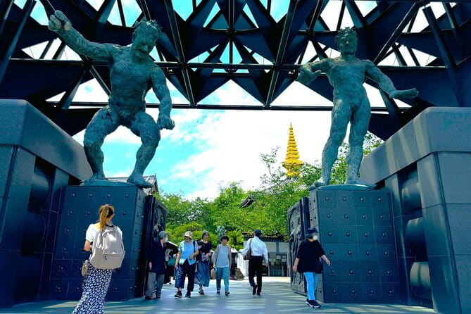 Osaka Castle Walking Tour - Inside the castle is optional, but plan for lines