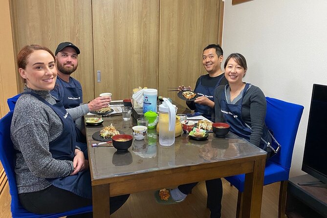 Osaka Cooking Class: Okonomiyaki &Japanese cuisines experience - Okonomiyaki building: learning the pancake logic