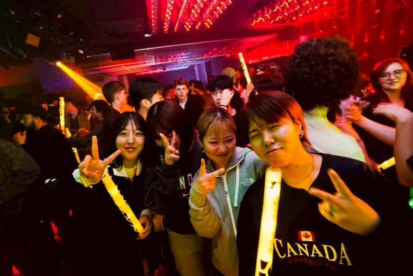 Osaka Dotonbori:GIRAFFE Nightclub Ticket with Drink/VIP Plan - Where GIRAFFE Fits in Osaka’s Dotonbori Night Scene