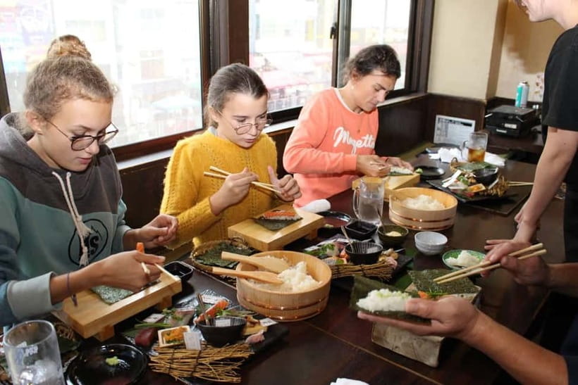 Osaka Dotonbori: Hand Roll Sushi Experience - Osaka’s Dotonbori River View, But Make It Sushi Class