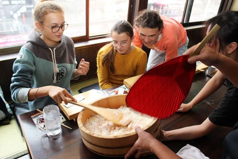Osaka Dotonbori: Hand Roll Sushi Experience - The 2-Hour Flow: Rice, Wasabi, Then Your Own Hand Rolls