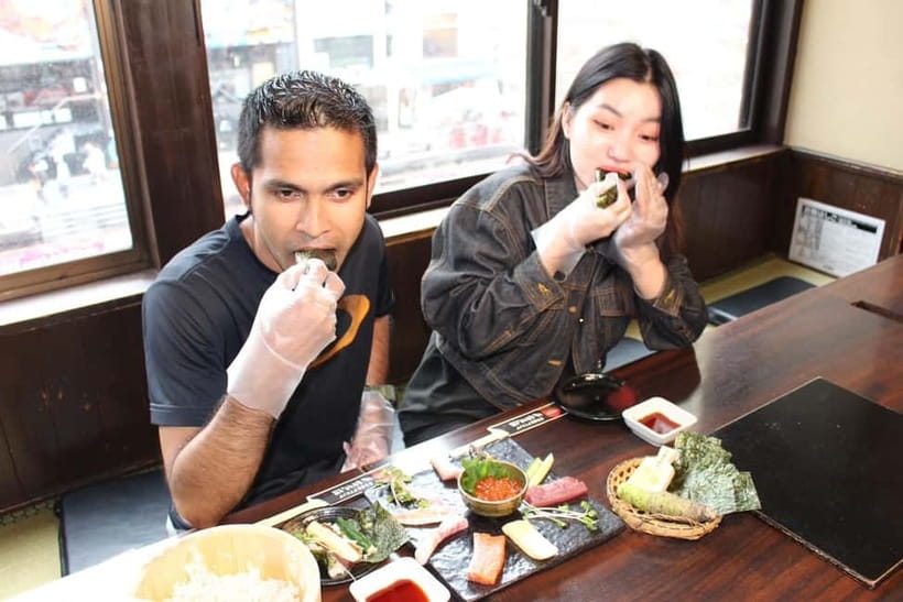 Osaka Dotonbori: Hand Roll Sushi Experience - Price and Value: 8,000 Yen for Two Hours of Sushi Skill