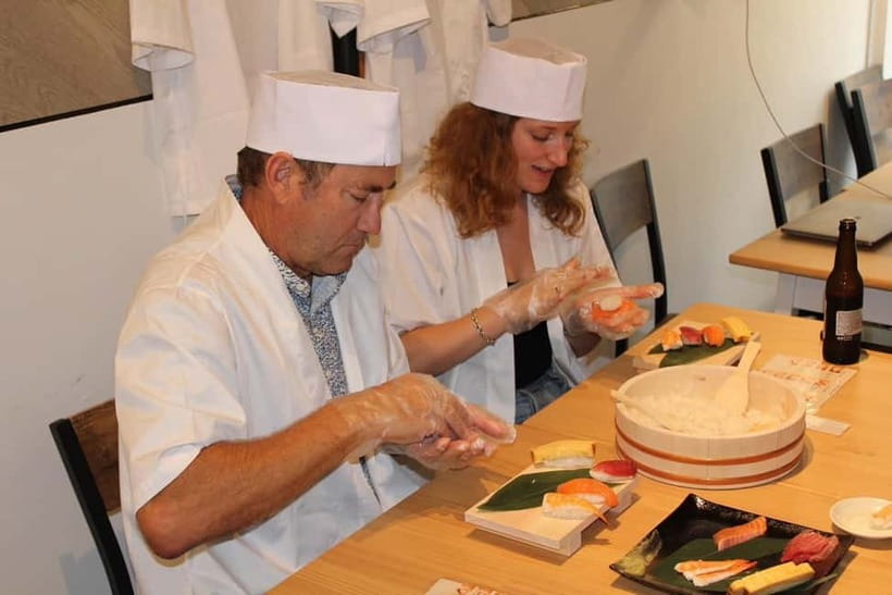 Osaka Dotonbori: Sushi Making Experience - How good are the ingredients?