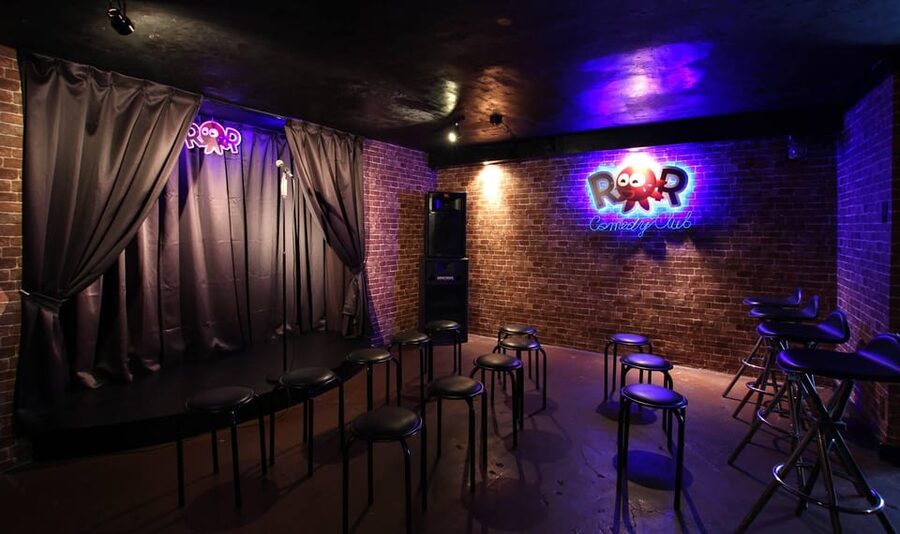 Osaka: English Stand Up Comedy Show at Osaka Comedy Club - Key Things That Make Osaka Comedy Club Worth Your Night