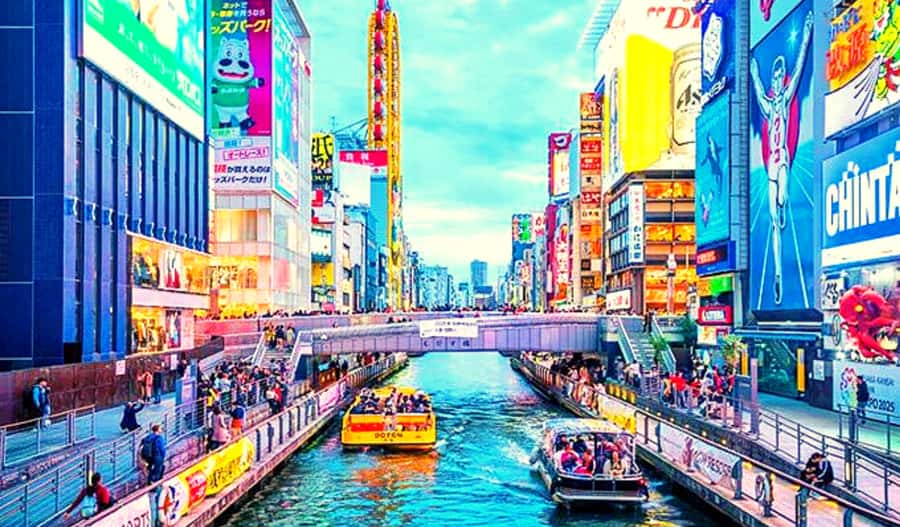Osaka: Hotspots & Hidden Gems Walking Tour Private or Group - Takoyaki and a vending machine drink: the easy win snack stop