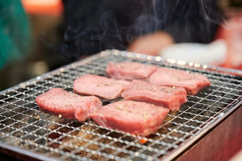 Osaka: Kuromon Market 1.5-Hour Seafood & Street Food Tour - Should You Book This $41 Kuromon Tour?
