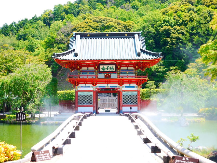 Osaka: Minoh, Katsuoji Temple, & Minoh Falls Full-day Tour - Buying a Daruma charm: how to make it personal