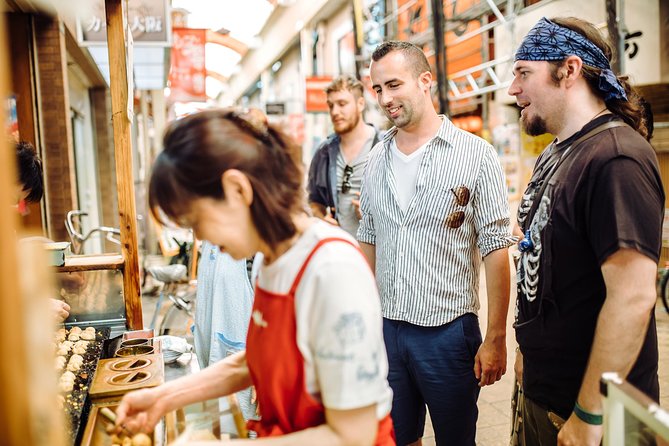 Osaka Night Tour with a Local – Private Bars, Drinks & Culture - Meeting point, timing, and how you stay on track at night