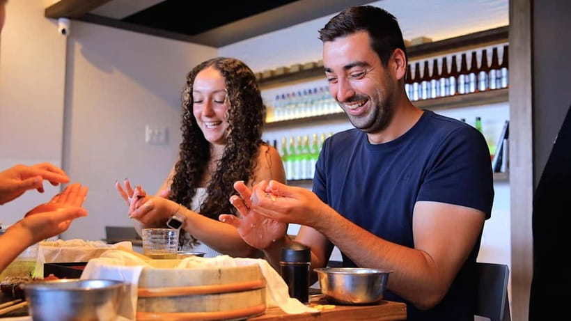 Osaka: Roll and Authentic Sushi Making Class in Dotonbori - Central Osaka Location Makes This More Than a Cooking Class