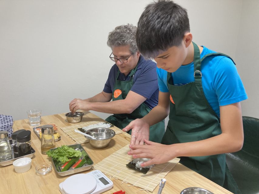 Osaka: Sushi Class in Dotonbori - Nigiri: the classic skill of rice and topping placement