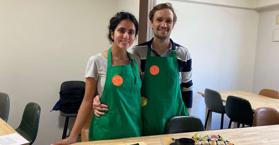 Osaka: Sushi Class in Dotonbori - Finding Cooking Sun Osaka, Room 202, without losing time