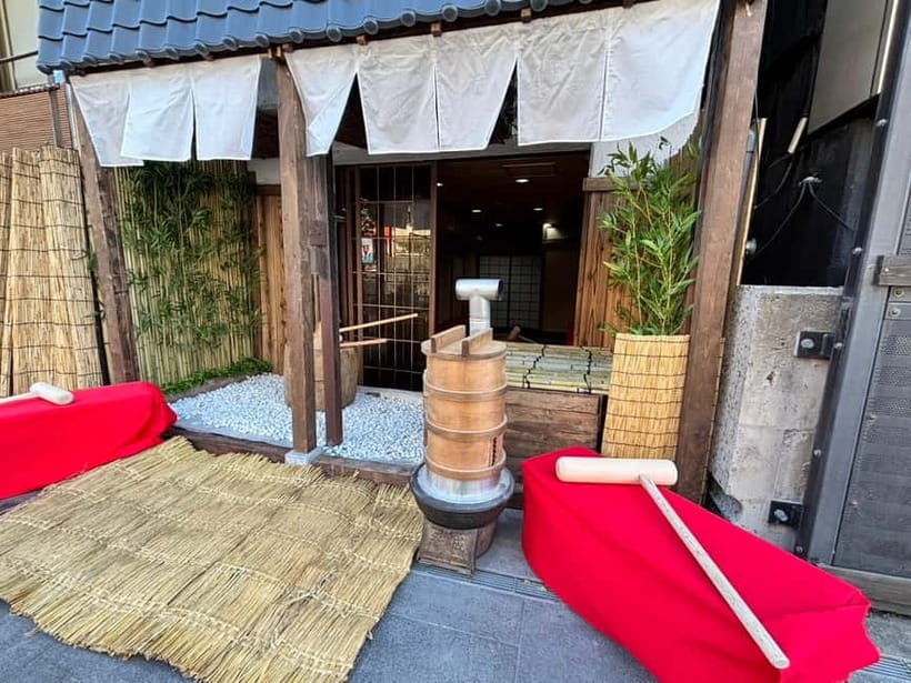 Osaka: Traditional Mochi Pounding Experience with Tasting - Quick, useful takeaways