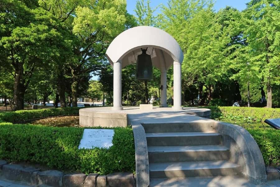 Peace Memorial Park, Hiroshima Castle, & Garden Private Tour - Drop-offs and where the day ends, so you can plan the rest of your trip