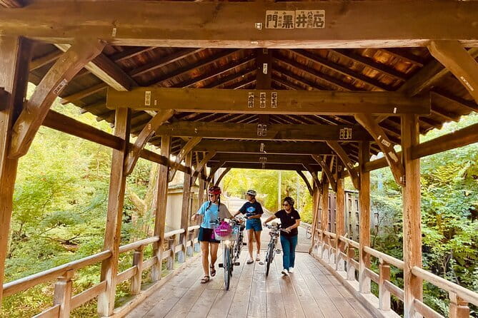 Pedal Adventure Kyoto's iconic landmarks on an e-bike tour - The guide experience: stories that connect Shinto, Buddhism, and daily life