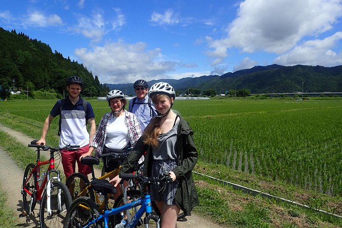 Private Afternoon Cycling Tour in Hida-Furukawa - Old Hida town: where tradition shows up in everyday streets
