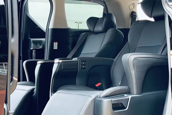 Private arrival transfer from Osaka Itami International airport to Kyoto City - Baggage limits and kid-seat details that can save you headaches