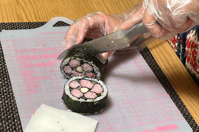 Private Art Sushi Roll Class in Kyoto - The lesson flow, from arrival to certification