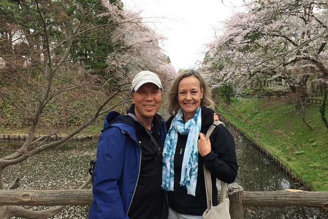 Private Cherry Blossom Tour in Hirosaki with a Local Guide - Hirosaki Castle tower story: why the tower is only three stories today