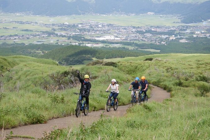 Private E-MTB guided cycling around Mt. Aso volcano & grasslands - Aso Geopark and the big-picture intro
