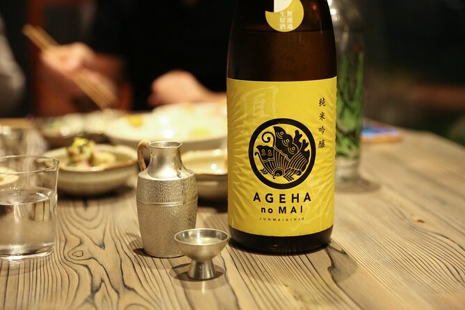 Private Food & Sake Tour in Central Kyoto with Sake Sommelier - Standing bars and craft drinks: how the route adapts to you