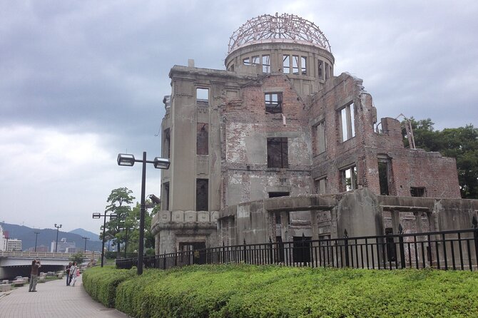 Private Full Day Hiroshima Tour - Hiroshima Peace Memorial Museum: atomic bomb victims and WWII context