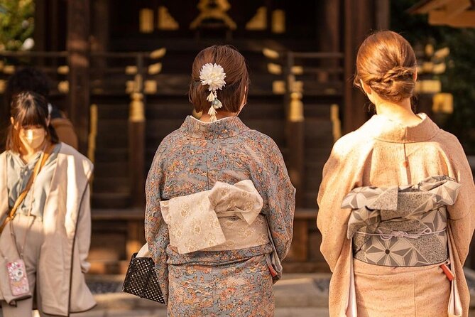 Private Guided Historical Sightseeing Tour in Kyoto - Nishiki Market, snack strategy instead of shopping fatigue