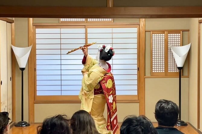 Private Kyoto Customizable Day Tour With English Guide - Gion on foot: geiko and maiko area, machiya houses, and night-street atmosphere
