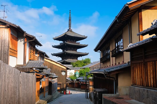 Private Kyoto Tour with Licensed Guide & Vehicle (Max 15 persons) - Why a private vehicle matters in Kyoto