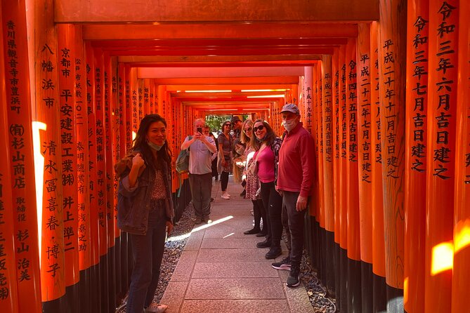Private Kyoto Tour with Licensed Guide & Vehicle (Max 15 persons) - Fushimi Inari, Nijo Castle, and Gion in one focused sweep