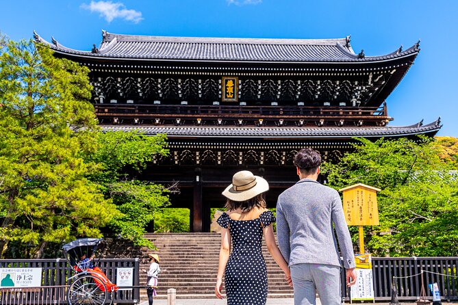Private Photoshoot Experience in Kyoto ( Gion ) - Stop 2, Sannenzaka Street: the old-street look without the chaos in your frame